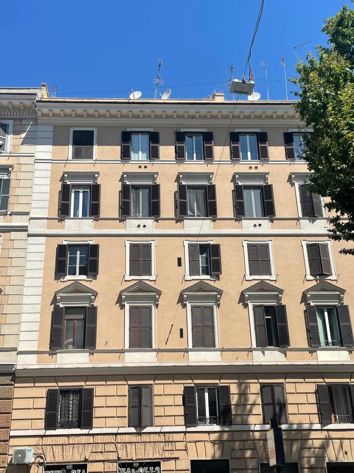 Lary'S Rooms - Vaticano Rome Bagian luar foto